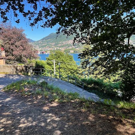 L Como Lake Apartment Bagian luar foto